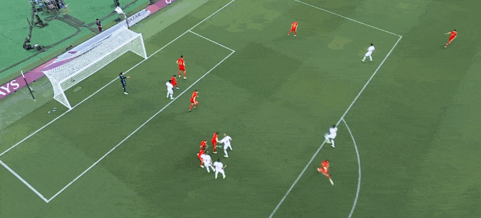 詹姆斯在瑞士队比赛中赛事规则更新，比分优势明显引发热议！